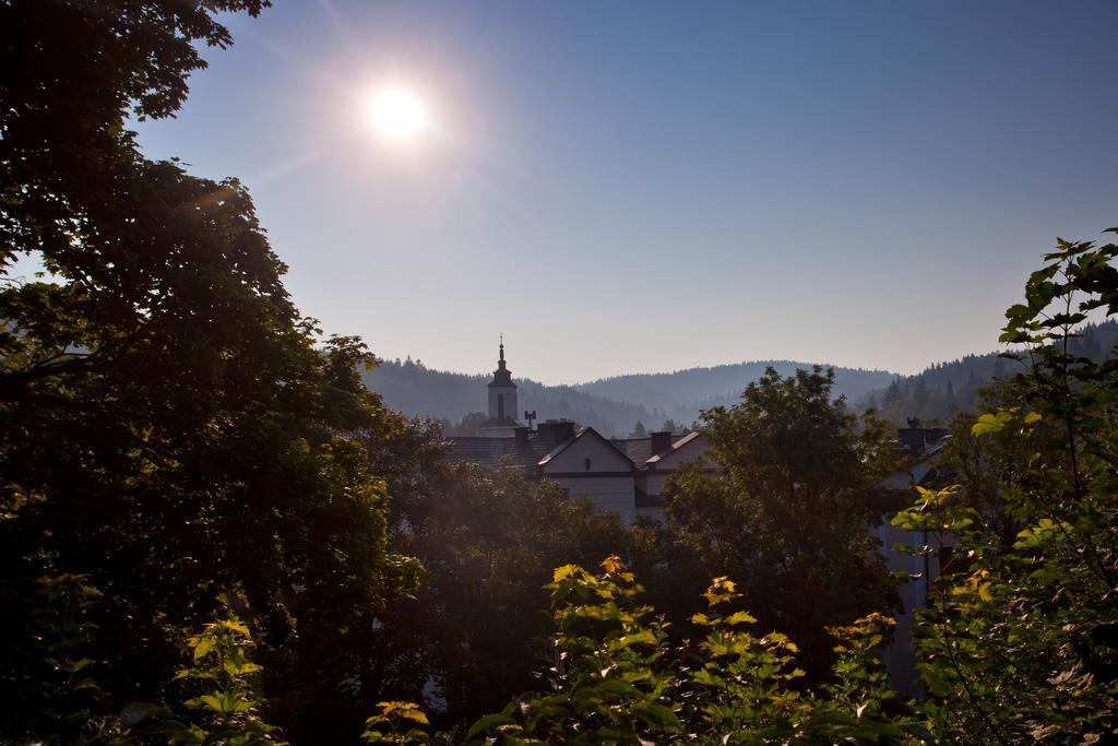 Urocza Art Pensjonat Krynica Zdroj Bagian luar foto